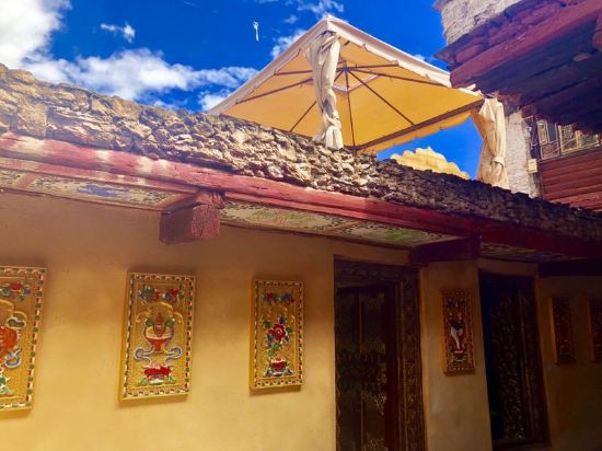 Damba’s Daughter Love Manor in Zhanggu, People's Republic of China