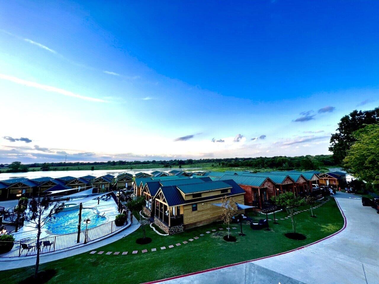 Belas Resort — Willis