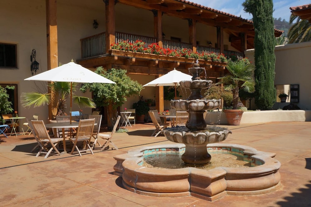 Lakeview Inn Lucerne - photo 43