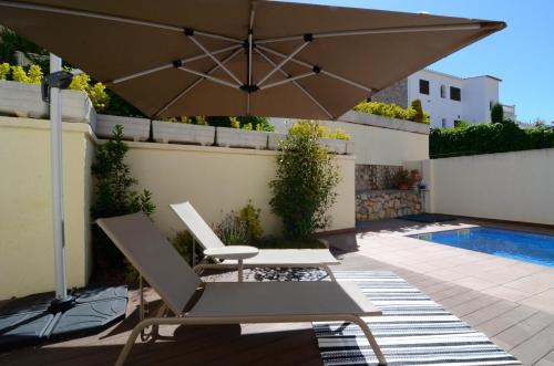 Casa Cossis — 4-Star Luxury Hotel in L'escala, Spain