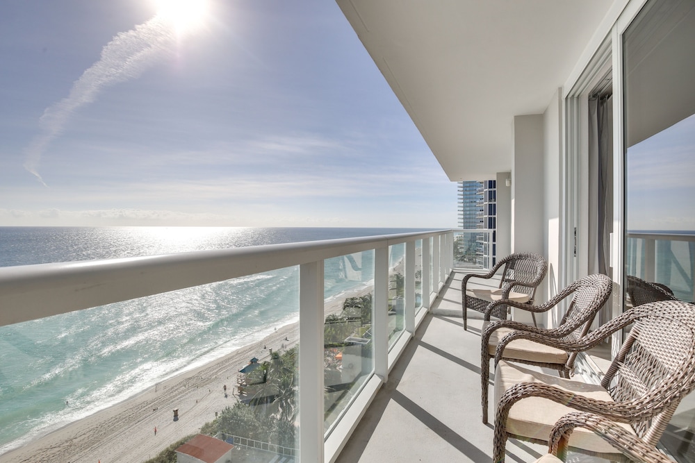 Sunny Isles Beach Retreat w Resort Perks — hotel in Sunny Isles Beach