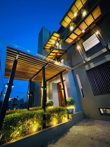 Manthila Hotel