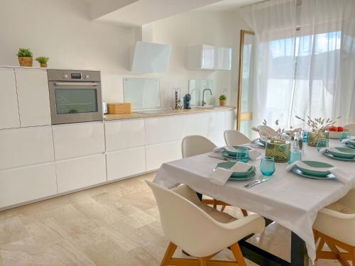 Mare & Monti Casa Vacanze — 4-Star Luxury Hotel in Teulada, Italy