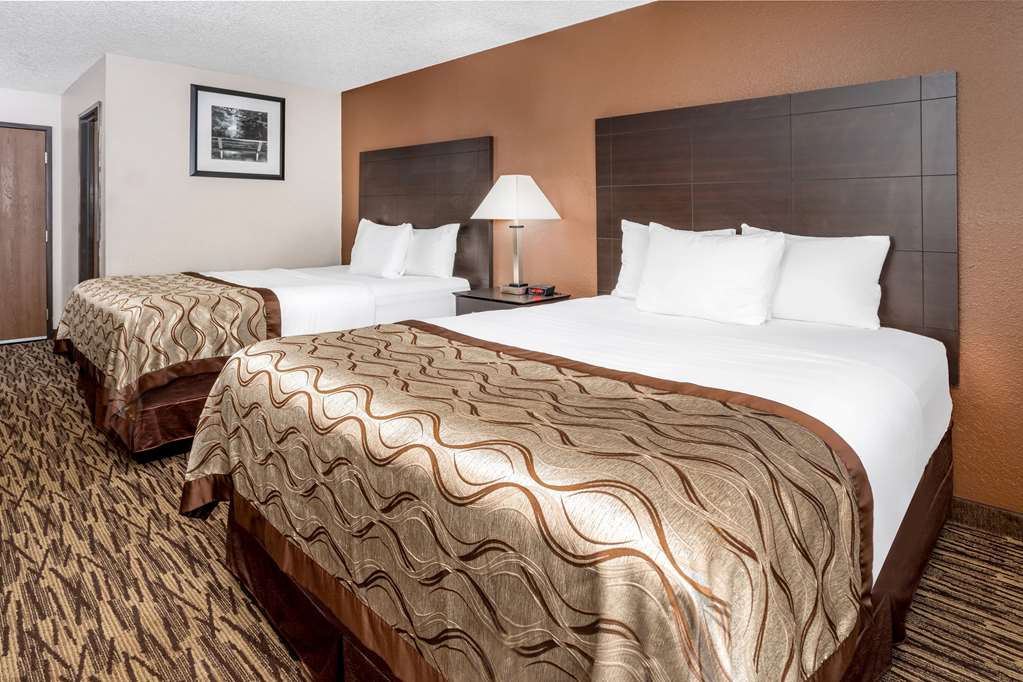 Baymont by Wyndham Beloit - photo 32
