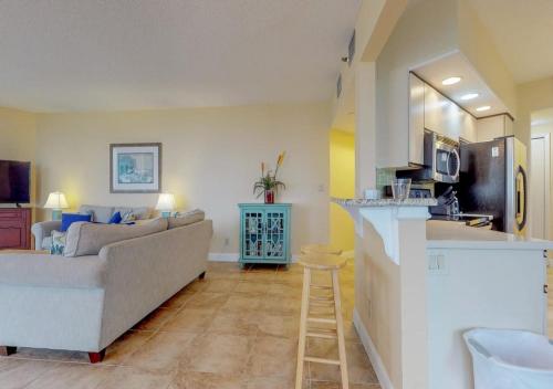 Surfside Resort 206 by RedAwning — hotel in Miramar Beach