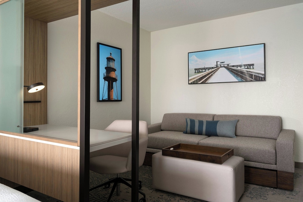 SpringHill Suites by Marriott Fort Myers Airport - photo 5