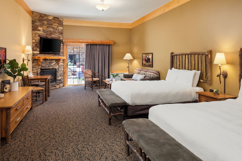 Grand Lodge Waterpark Resort - photo 32