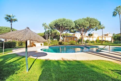 Chalet Cormoran — 4-Star Luxury Hotel in Chiclana De La Frontera, Spain