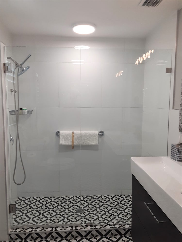 Manhattan Tower Apartment Hotel - photo 146
