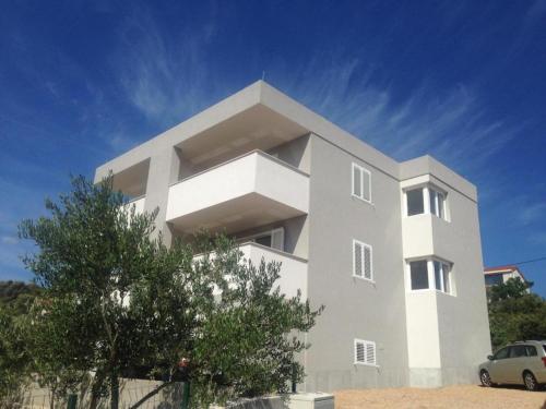 Olive place 2 — 4-Star Luxury Hotel in Tisno, Croatia