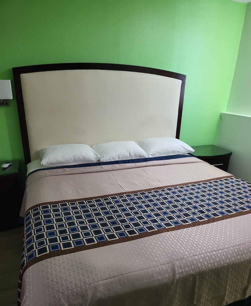 Value Inn & Suites in Salina, United States