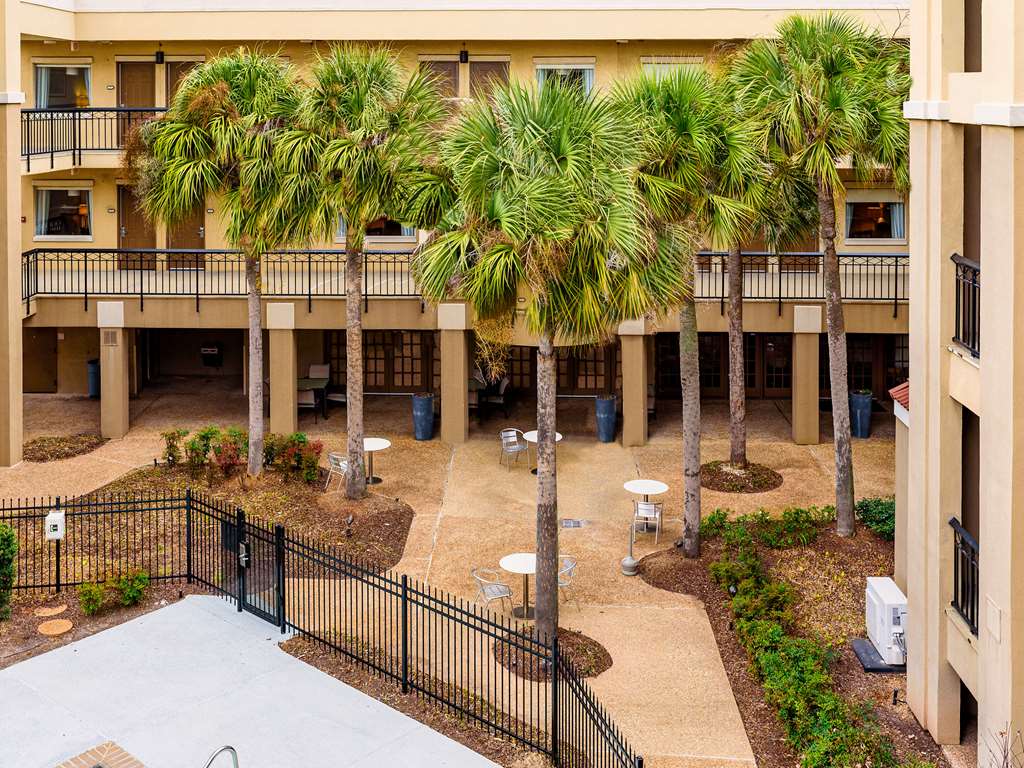 Comfort Suites Baton Rouge South I 10 - photo 22