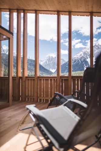 Schuischta Mountain Apartments — 4-Star Luxury Hotel in Sesto, Italy