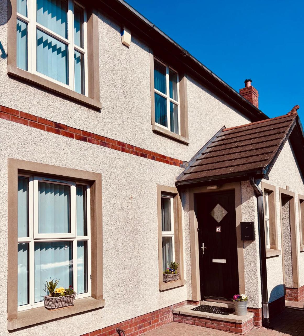 Beckers Place at No2 Nlc in Carrickfergus — hotel in Carrickfergus