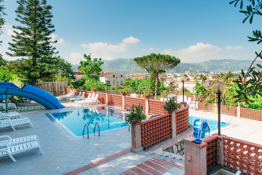 Villaggio Turistico Bleu Village — Meta