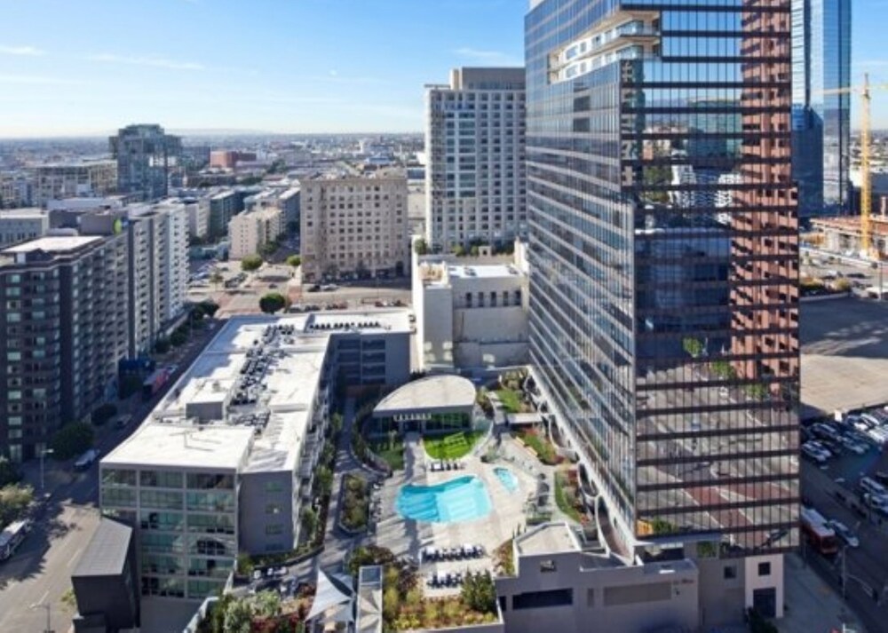 Global Luxury Suites at Figueroa Street - photo 35
