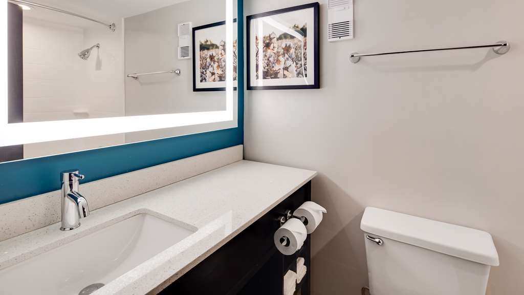 Best Western Plus Augusta North Inn & Suites - photo 18
