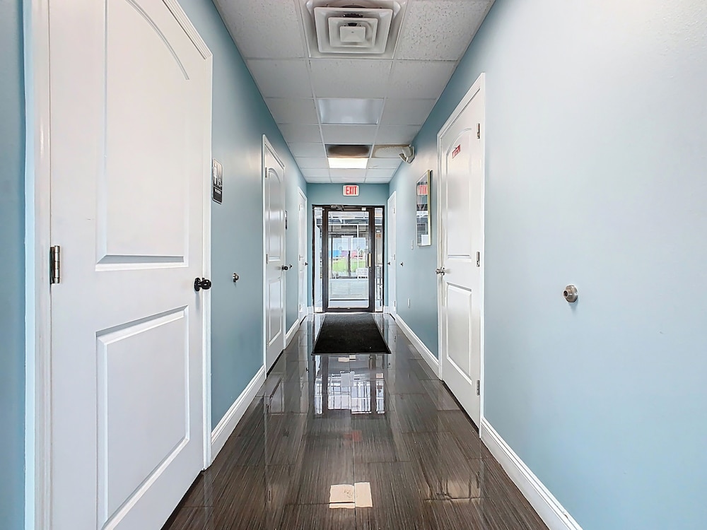 Quality Inn Davenport Maingate South - photo 31