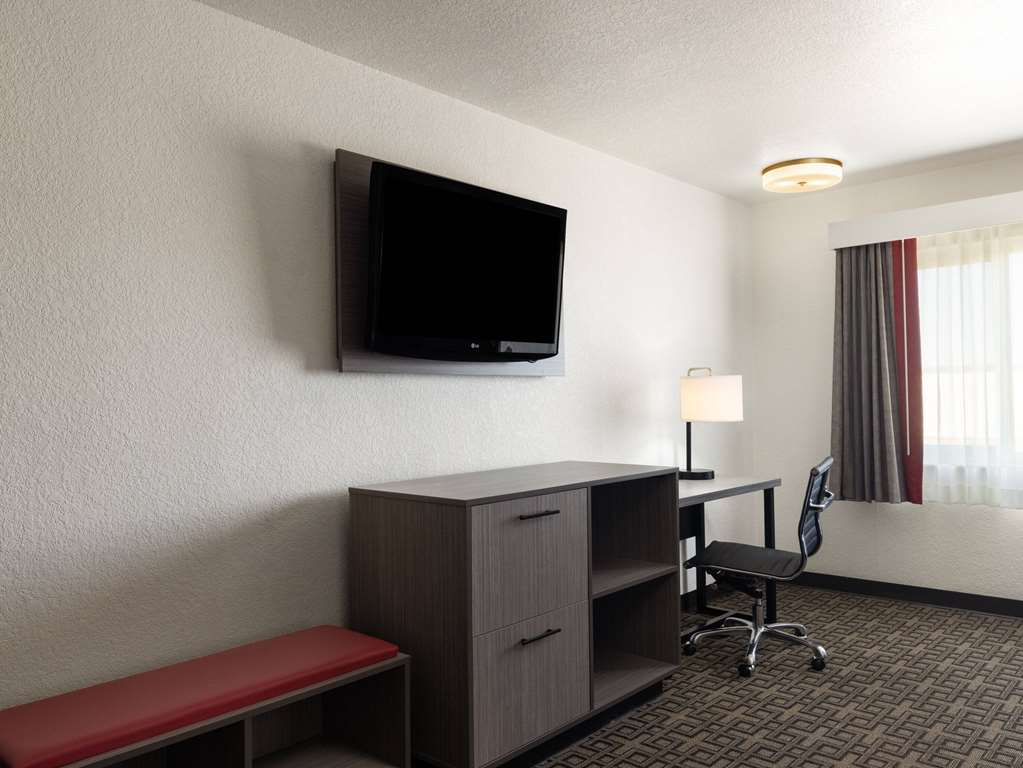 Ramada by Wyndham Elko Hotel at Stockmen's Casino - photo 51