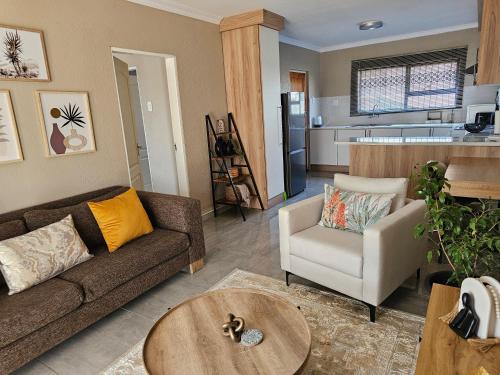 Prime Nest Guest Apartments — 4-Star Luxury Hotel in Mmabatho, South Africa