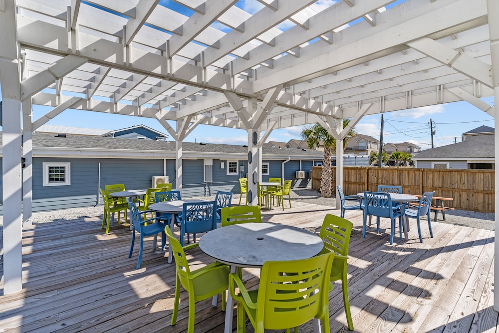 Loggerhead Inn and Suites - photo 115