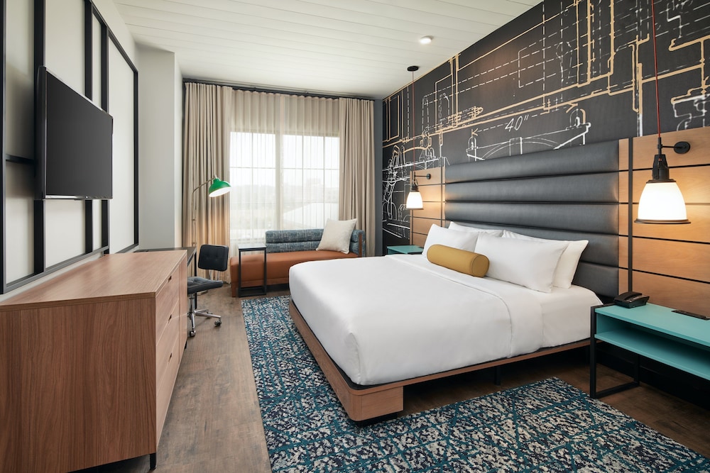 Hotel Indigo Tallahassee Collegetown by IHG - photo 17