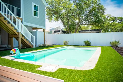Suga Shack by Oak Island Accommodations - photo 3