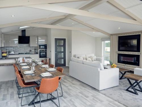 Henry Bolckow Lodge Ukc4059 — 5-Star Luxury Hotel in Nunthorpe, United Kingdom