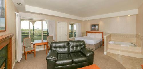 Bayview Motel - photo 2