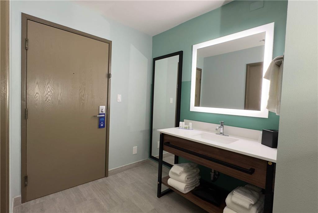 Wingate by Wyndham Farmington NM - photo 37