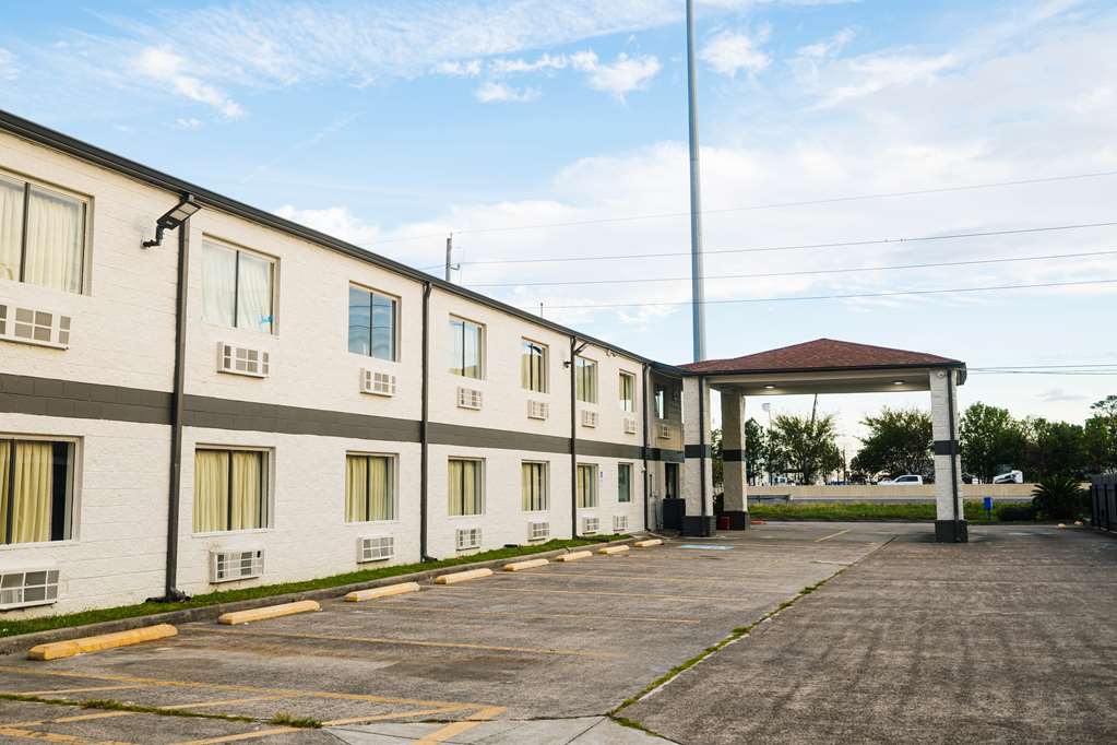 Studio 6 Channelview TX Baytown West - photo 4