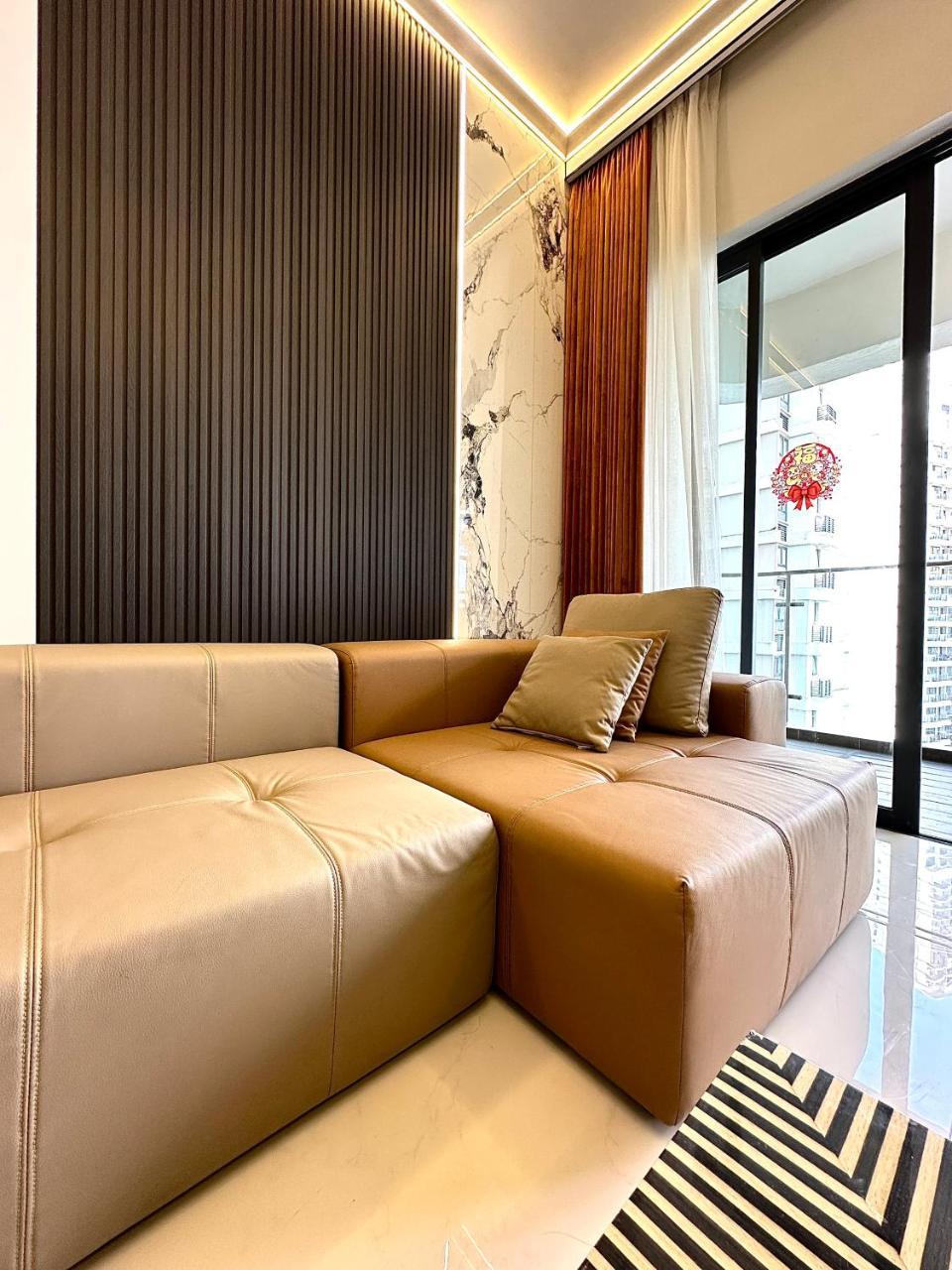 Deluxe 3 Bedroom Garden View — 4-Star Luxury Hotel in Johor Bahru, Malaysia