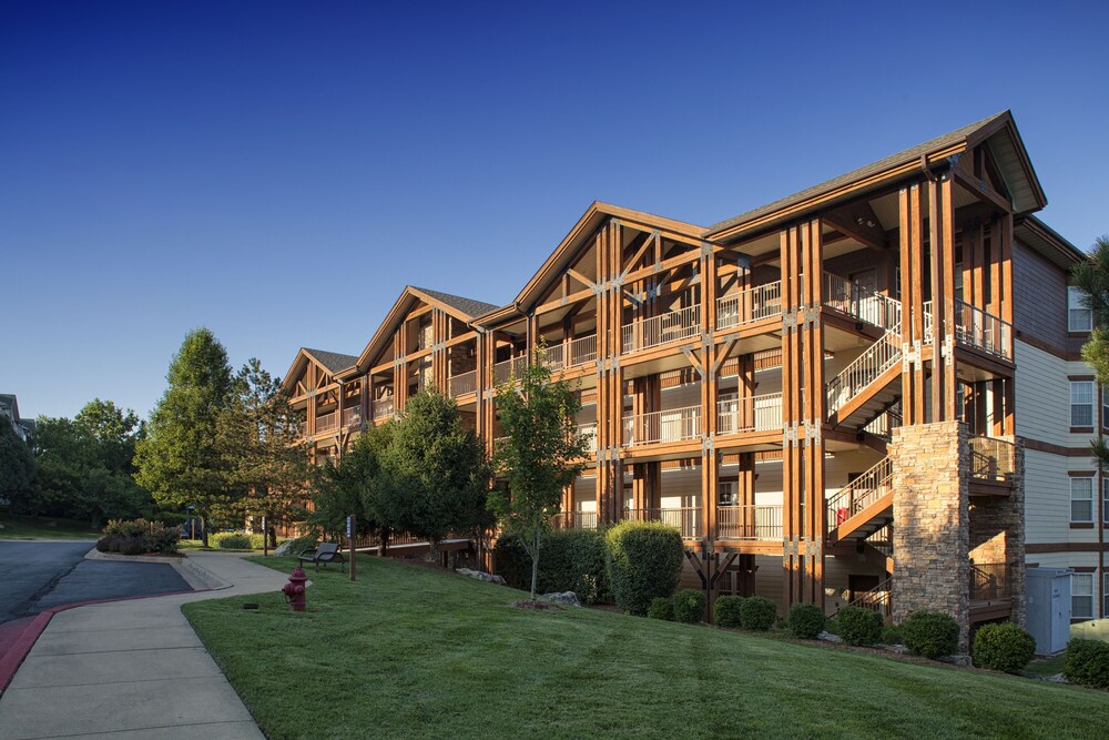 Palace View Resorts by VectorStays - photo 23