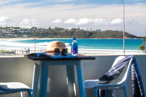 Beachfront One Mollymook — 4-Star Luxury Hotel in Mollymook, Australia