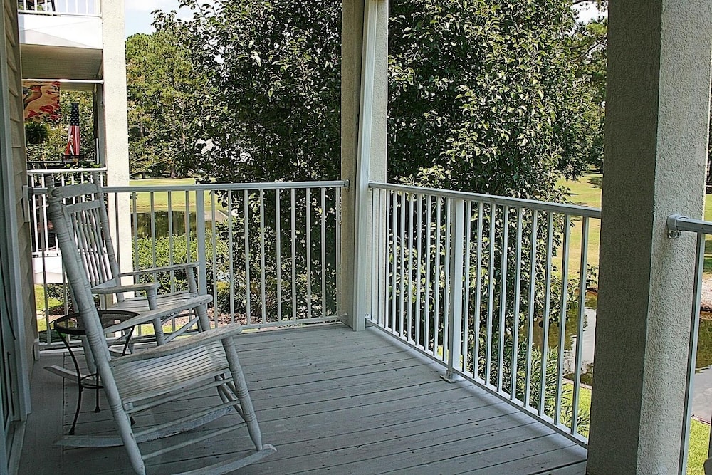 Brunswick Plantation Resort and Golf Condo 805M with Full Kitchen by RedAwning - photo 8