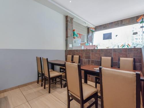 OYO 19615 Flagship Art Hotels