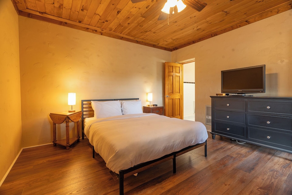 Ridgeway Inn - photo 23