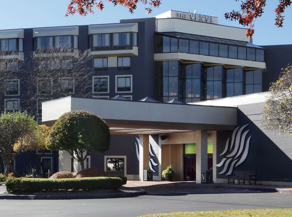 The Verve Hotel Boston Natick Tapestry Collection by Hilton pet-friendly hotel Natick