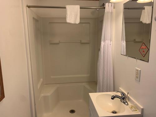 Haven Inn - photo 4