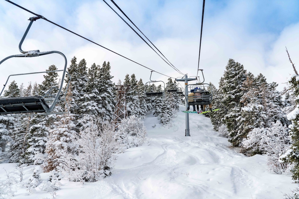 DoubleTree by Hilton Hotel Park City The Yarrow - photo 65