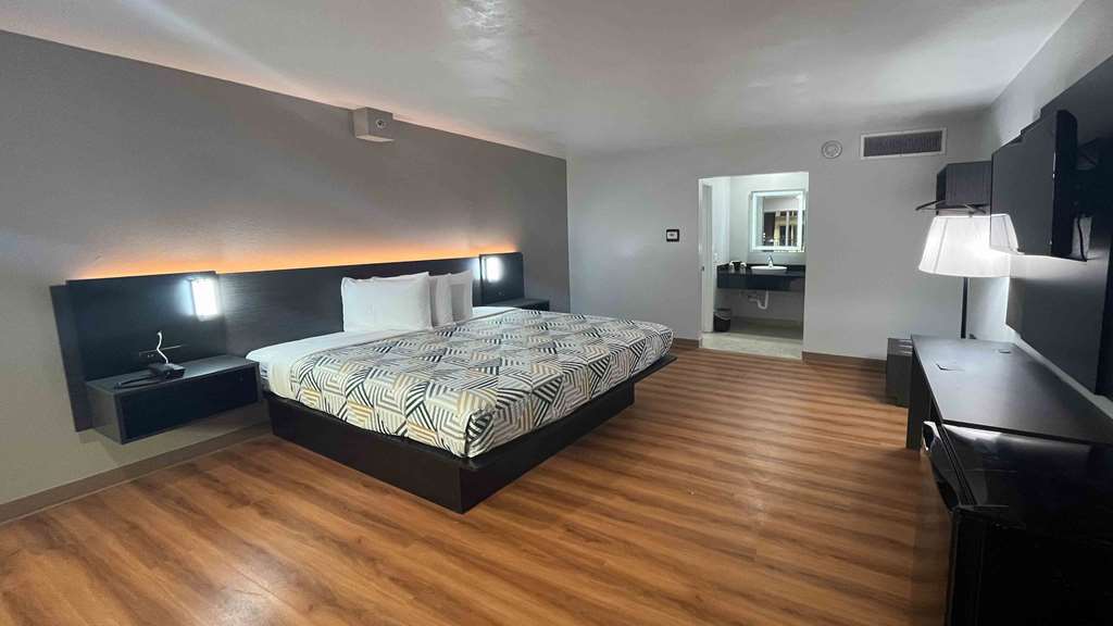 Motel 6 Dumas - photo 12