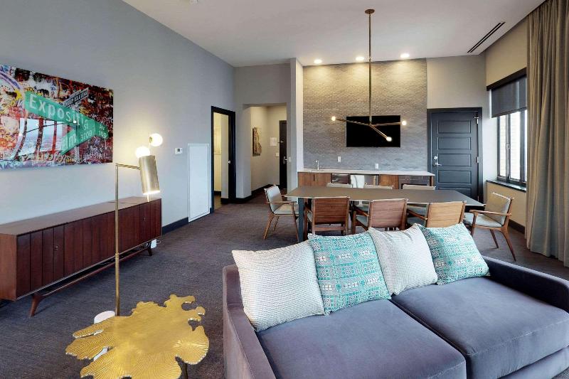 Renaissance Saint Elms Dallas Downtown - photo 44