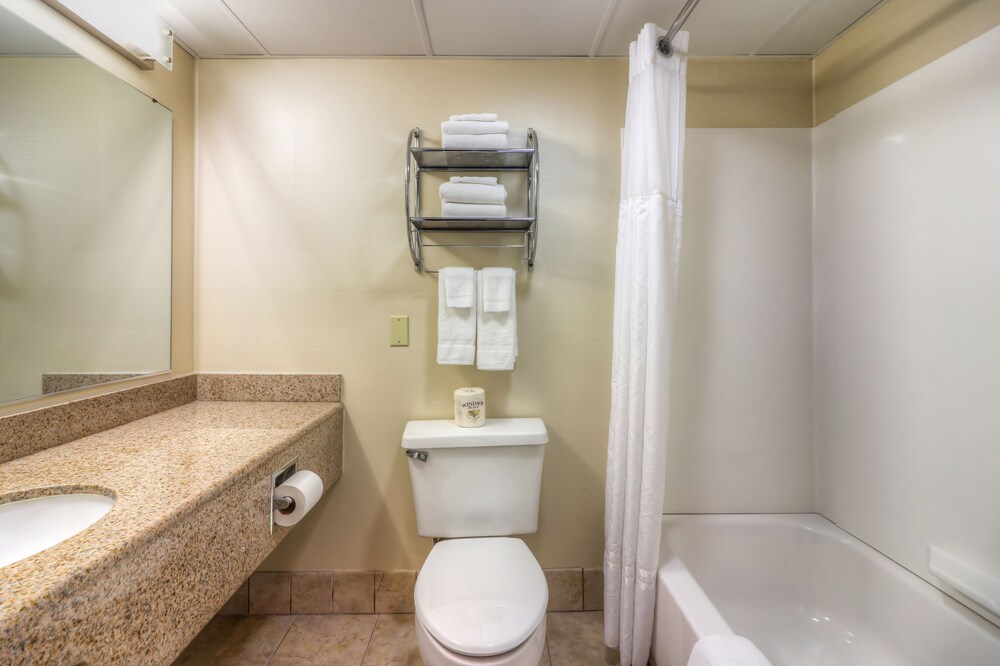 The Breakers Hotel & Suites - photo 38