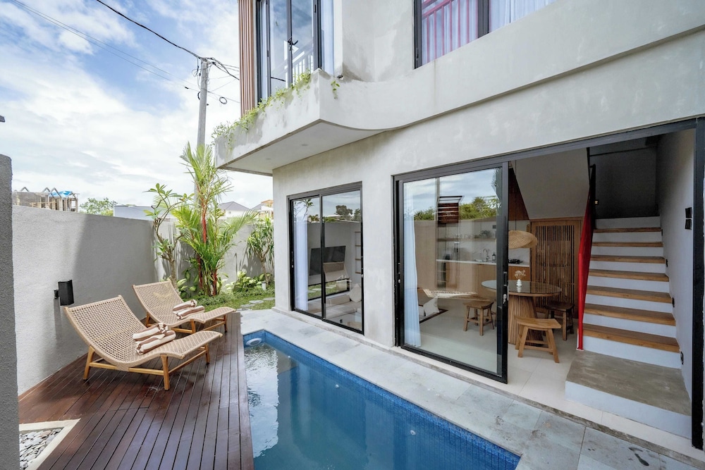 Casa Uno and Casa Dos Pererenan — 4-Star Luxury Hotel in Canggu, Indonesia