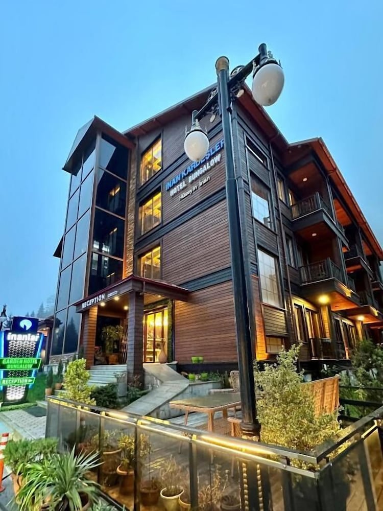 Inanlar Garden Hotel & Bungalow in Caykara, Turkey