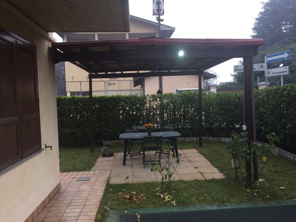 Airport Rooms Orio — hotel in Orio Al Serio