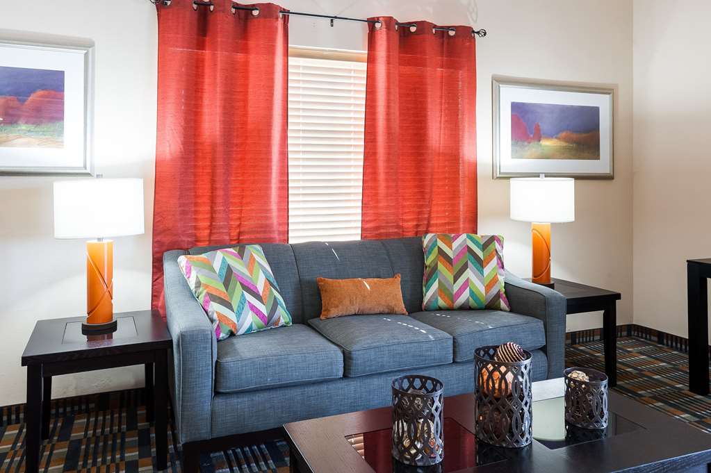 Quality Inn & Suites Lake Charles South - photo 5