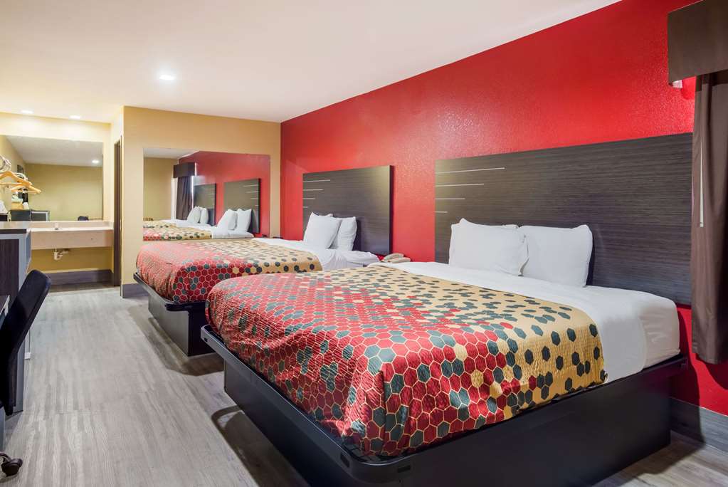Econo Lodge Lake Charles University Area - photo 16