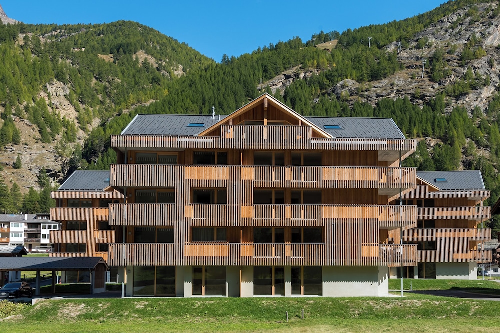 Montela Apartment Hotel & Resort in the holiday region Saas Fee Saastal in Unknown City, Switzerland