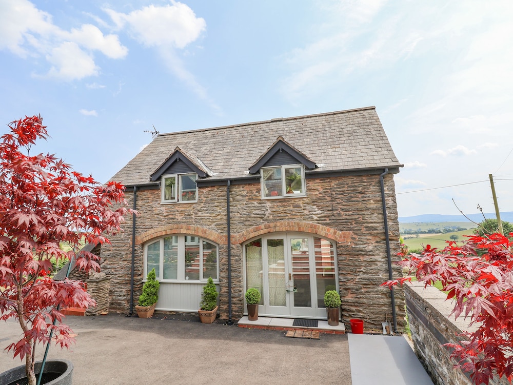 Coach House — 4-Star Luxury Hotel in Ruthin, United Kingdom